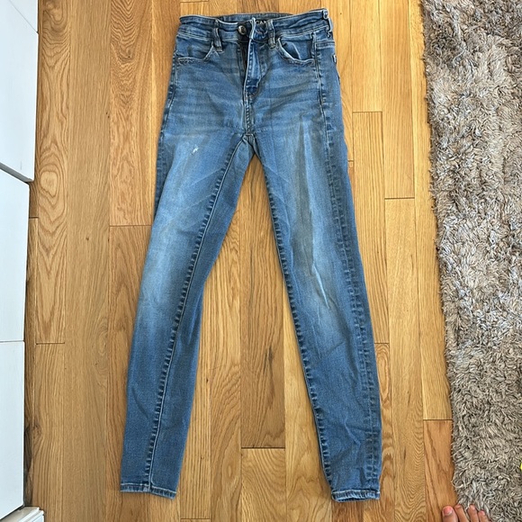 American Eagle High-Rise Jeggings - Picture 2 of 10